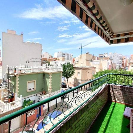 Piso Grande Cerca Playa Con 5 Aires Acondicionados Appartement Almería Buitenkant foto